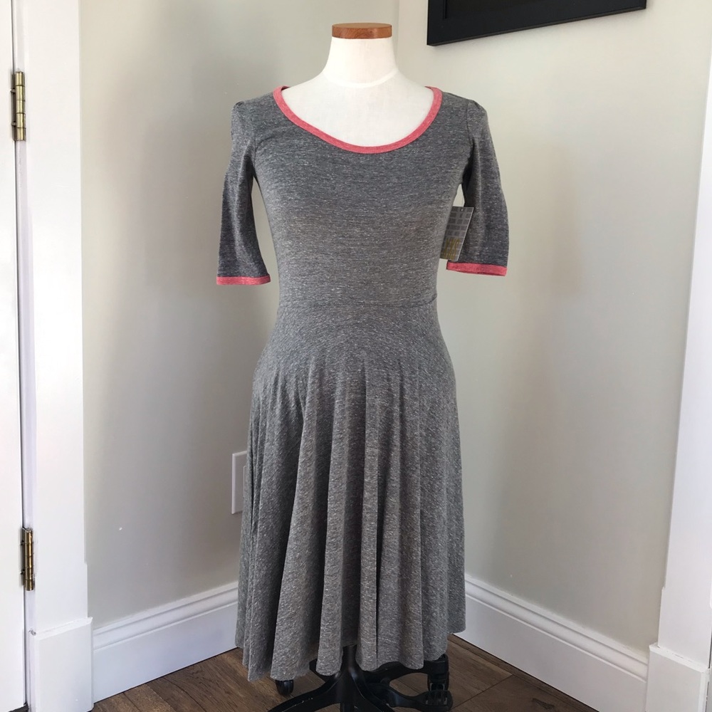 ✨3/$25✨ Lularoe Heather Gray Nicole Dress